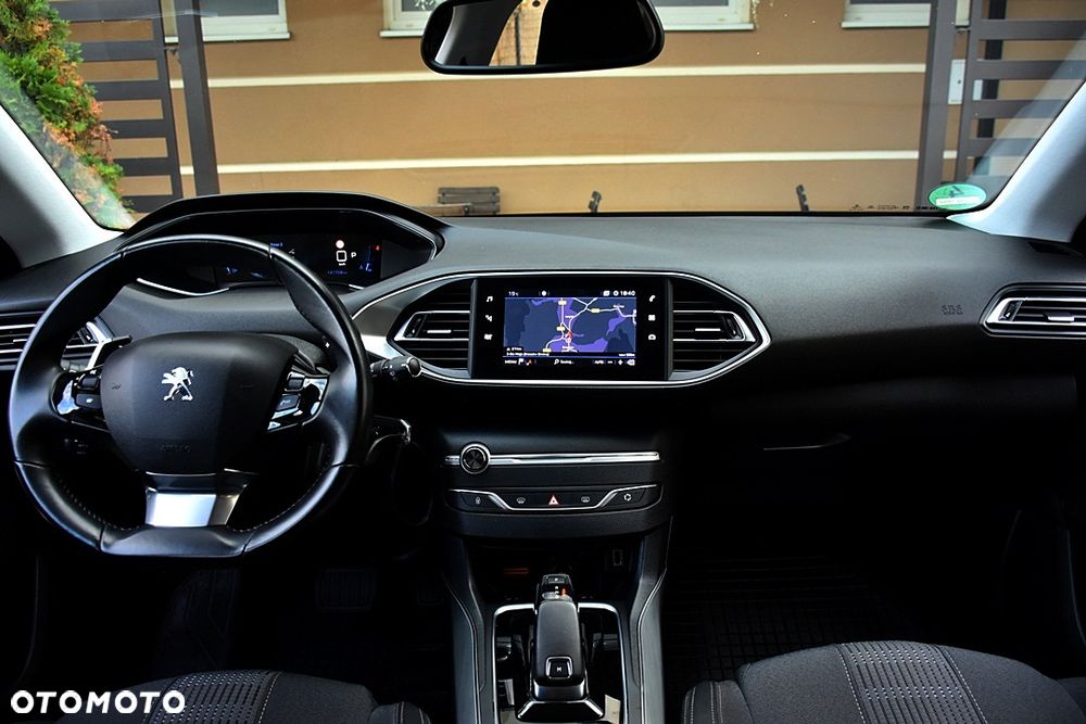 Peugeot 308 BlueHDi 130 EAT8 Stop & Start Allure - 18