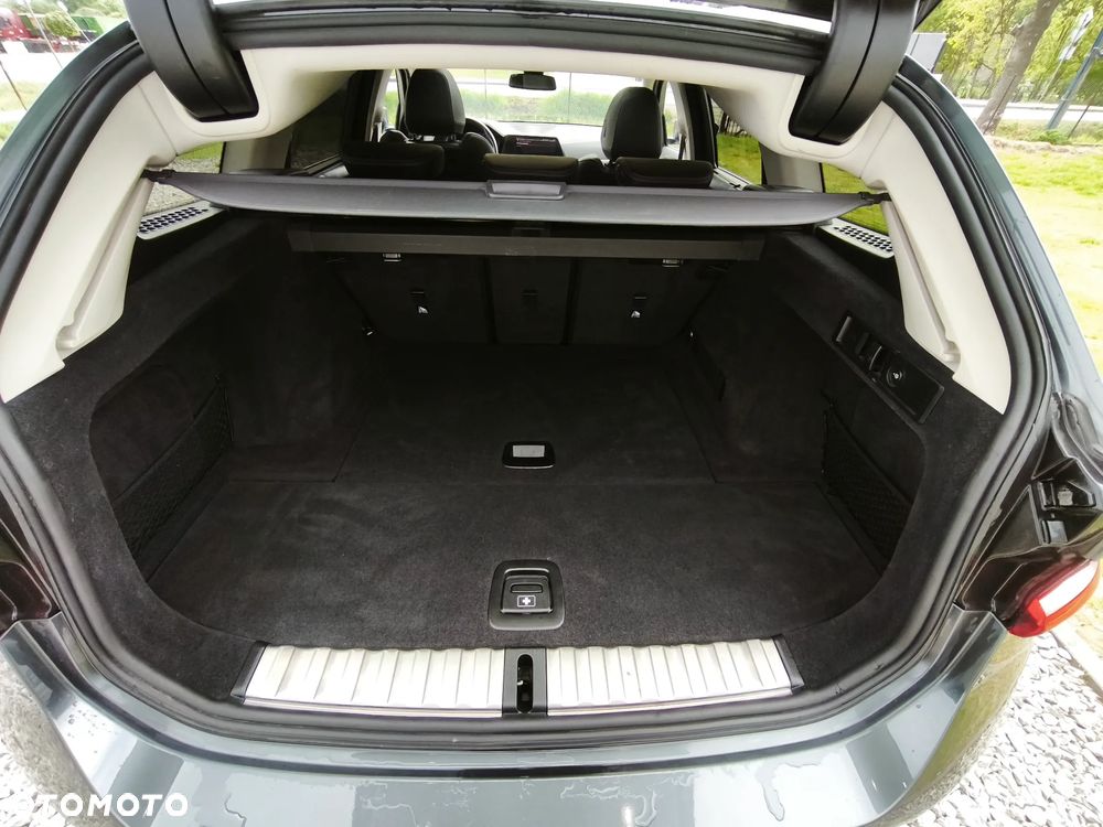 BMW Seria 3 - 26