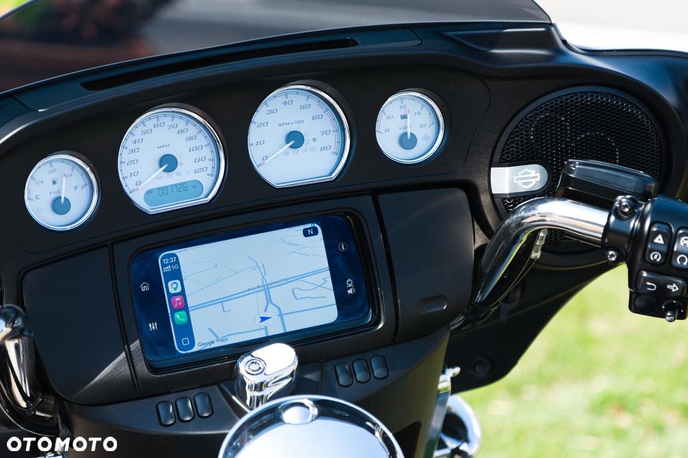 Harley-Davidson Touring Street Glide - 24