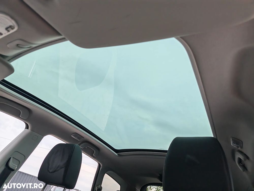 Nissan Qashqai+2 1.6 dCi DPF 4x4 tekna - 22