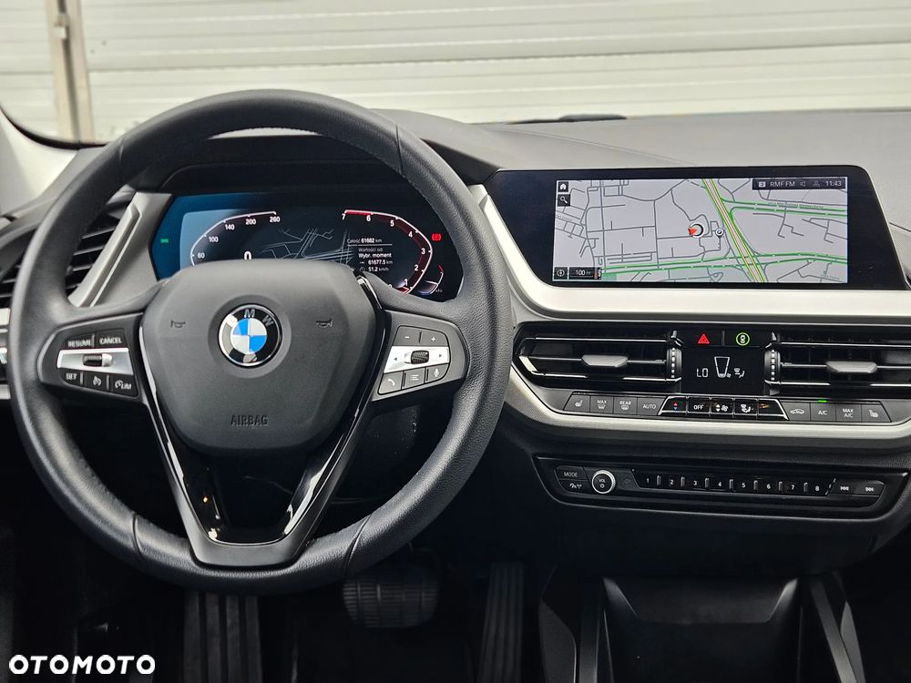 BMW Seria 1 118i Advantage - 15