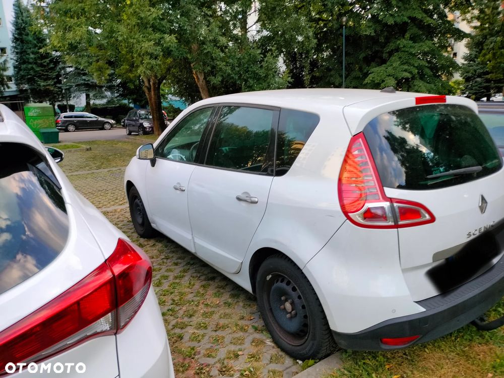 Renault Scenic TCe 130 Dynamique - 24
