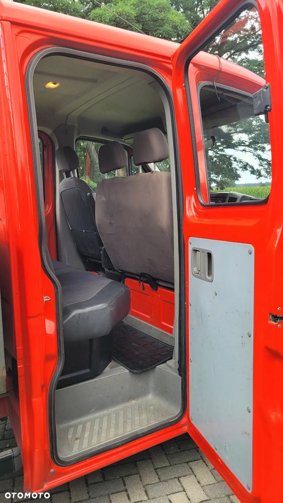 Mercedes-Benz Sprinter - 16