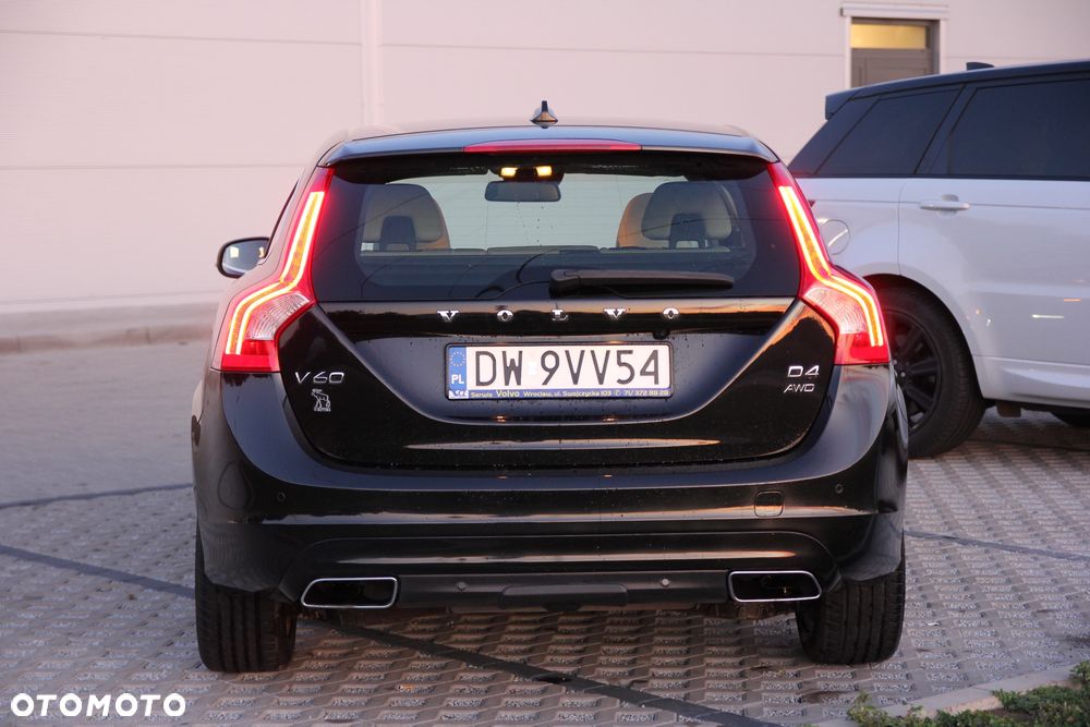 Volvo V60 D4 AWD Summum - 5