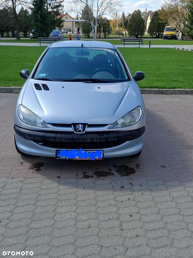 Peugeot 206 1.1 XR Presence - 1