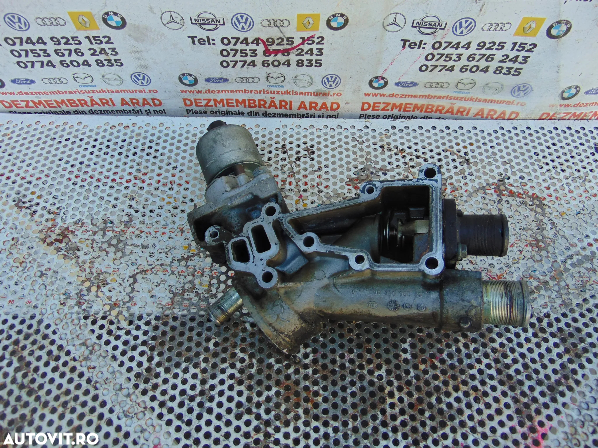 Carcasa corp Termostat Peugeot 307 2.0 benzina cod 9635696080 citroen c5 - 3