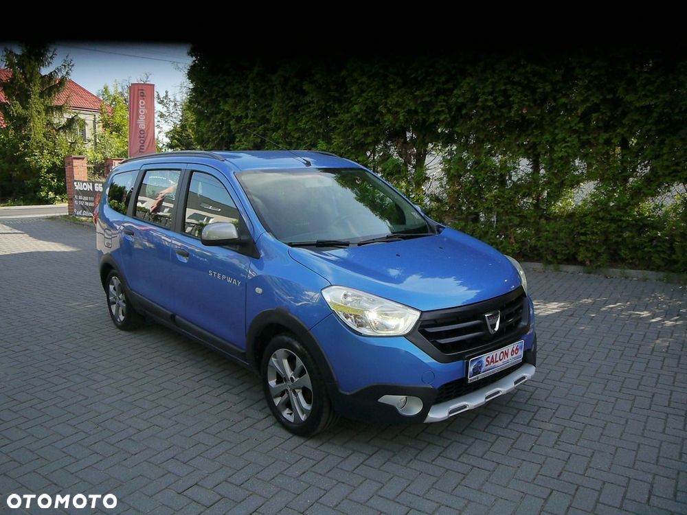 Dacia Lodgy TCe 115 Stepway - 3