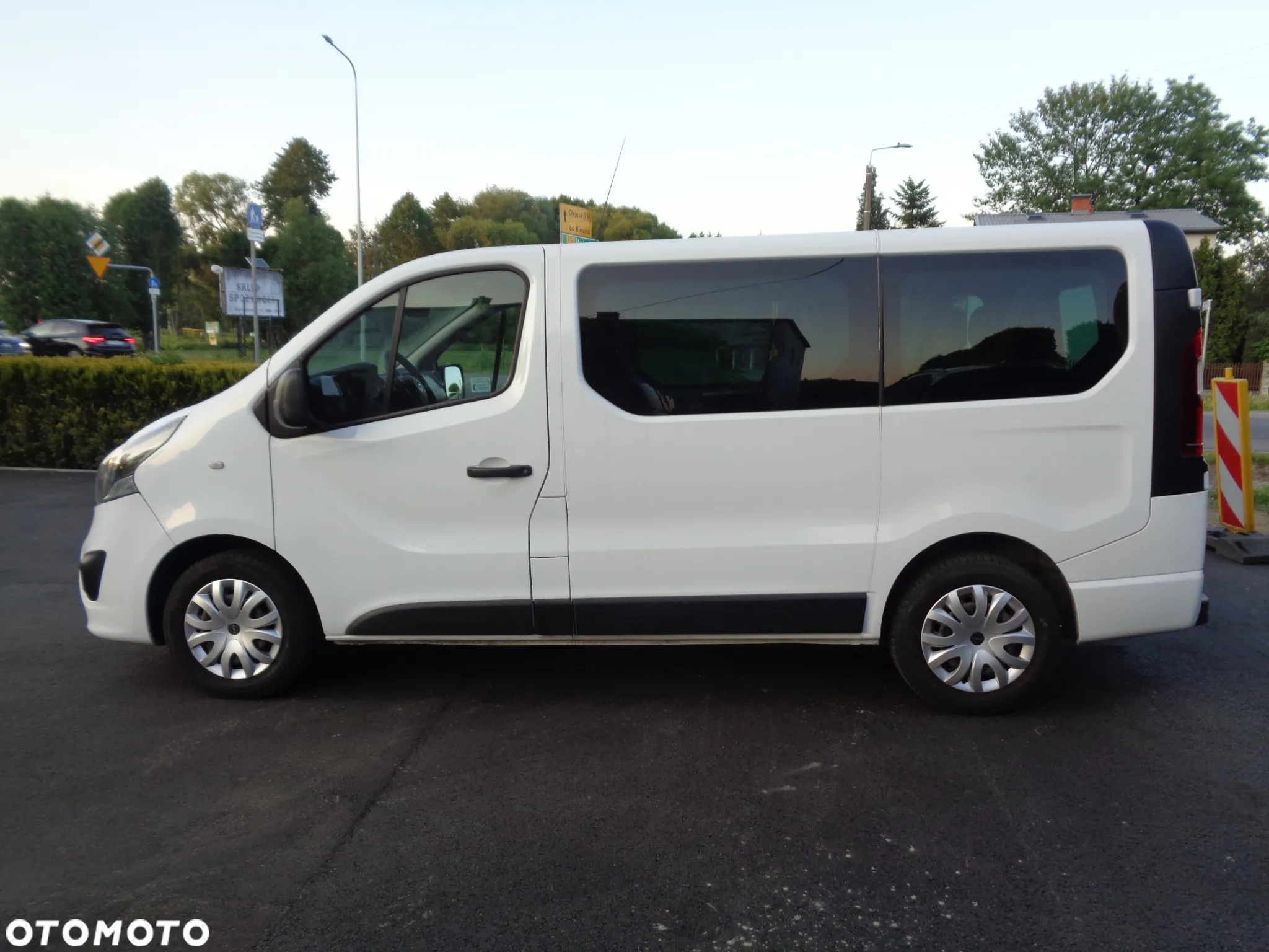 Opel Vivaro L1H1 2,7t Edition Premium - 8