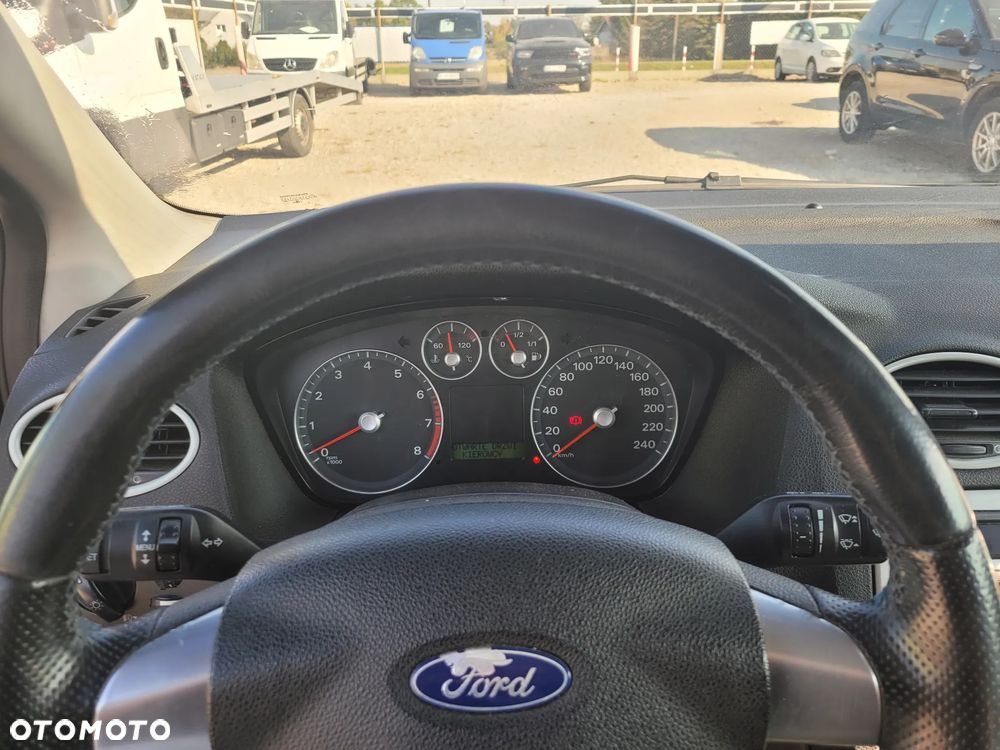 Ford Focus - 11