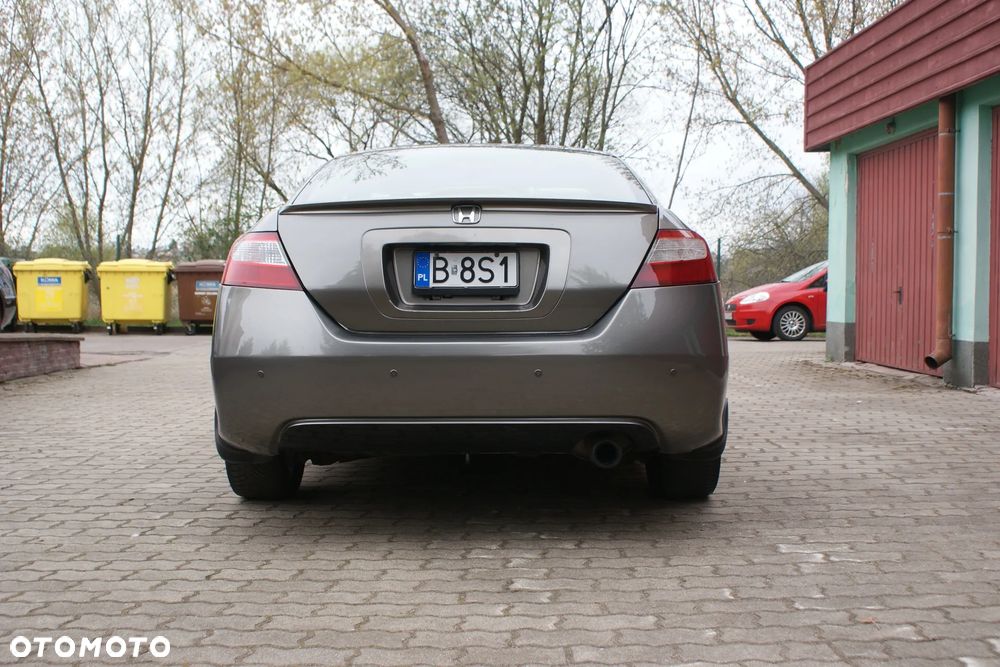 Honda Civic 1.8 LX - 9