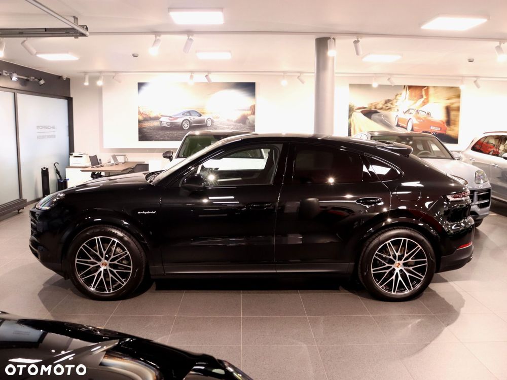 Porsche Cayenne E-Hybrid PHEV - 2