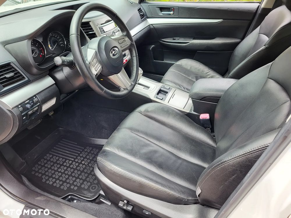 Subaru Legacy Kombi 2.0i Lineartronic Active - 6