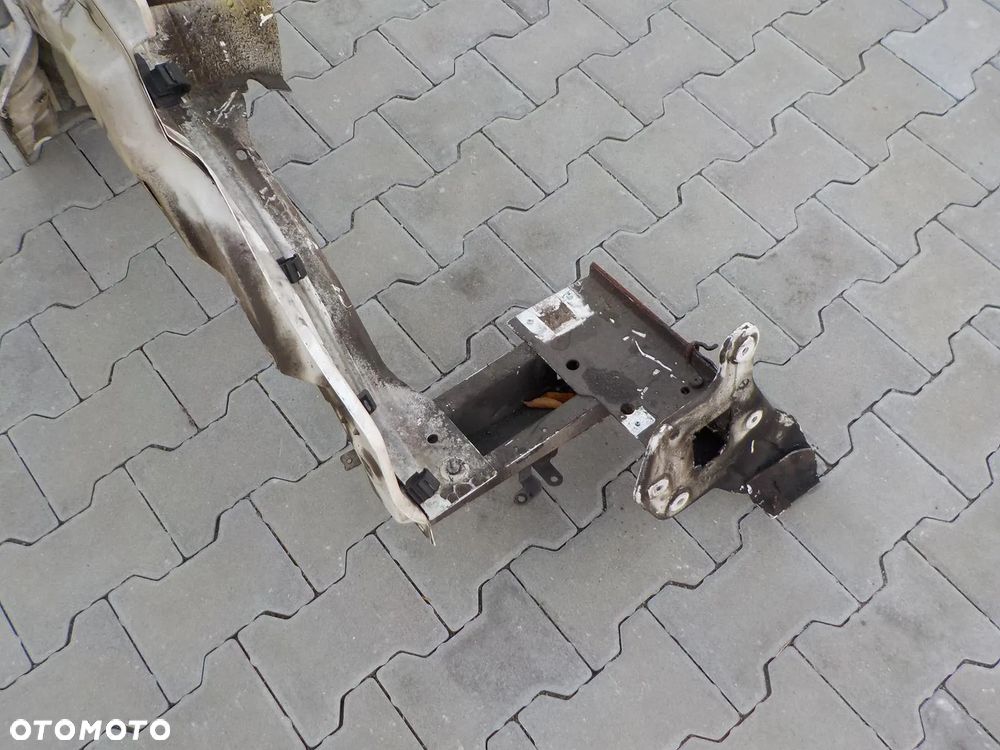 VW T5 T6 POSZYCIE FARTUCH BŁOTNIKA ĆWIARTKA PRAWA - 2