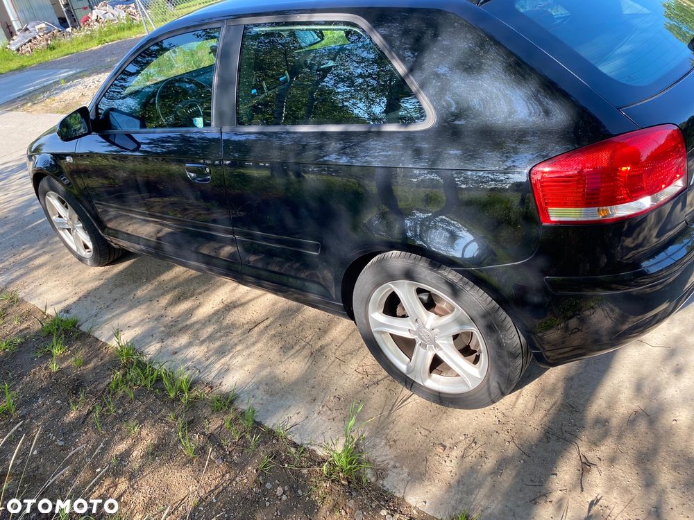 Audi A3 3-drzwiowe 2.0 TDI Ambition - 4