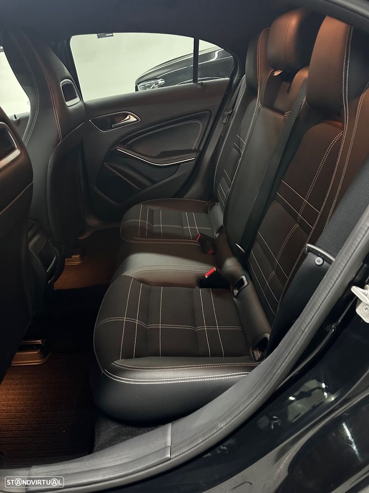 Mercedes-Benz A 200 CDi BE Urban Aut. - 11