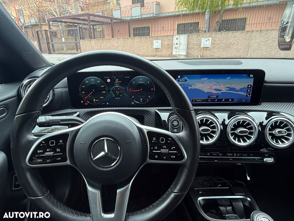 Mercedes-Benz CLA 180 d - 11