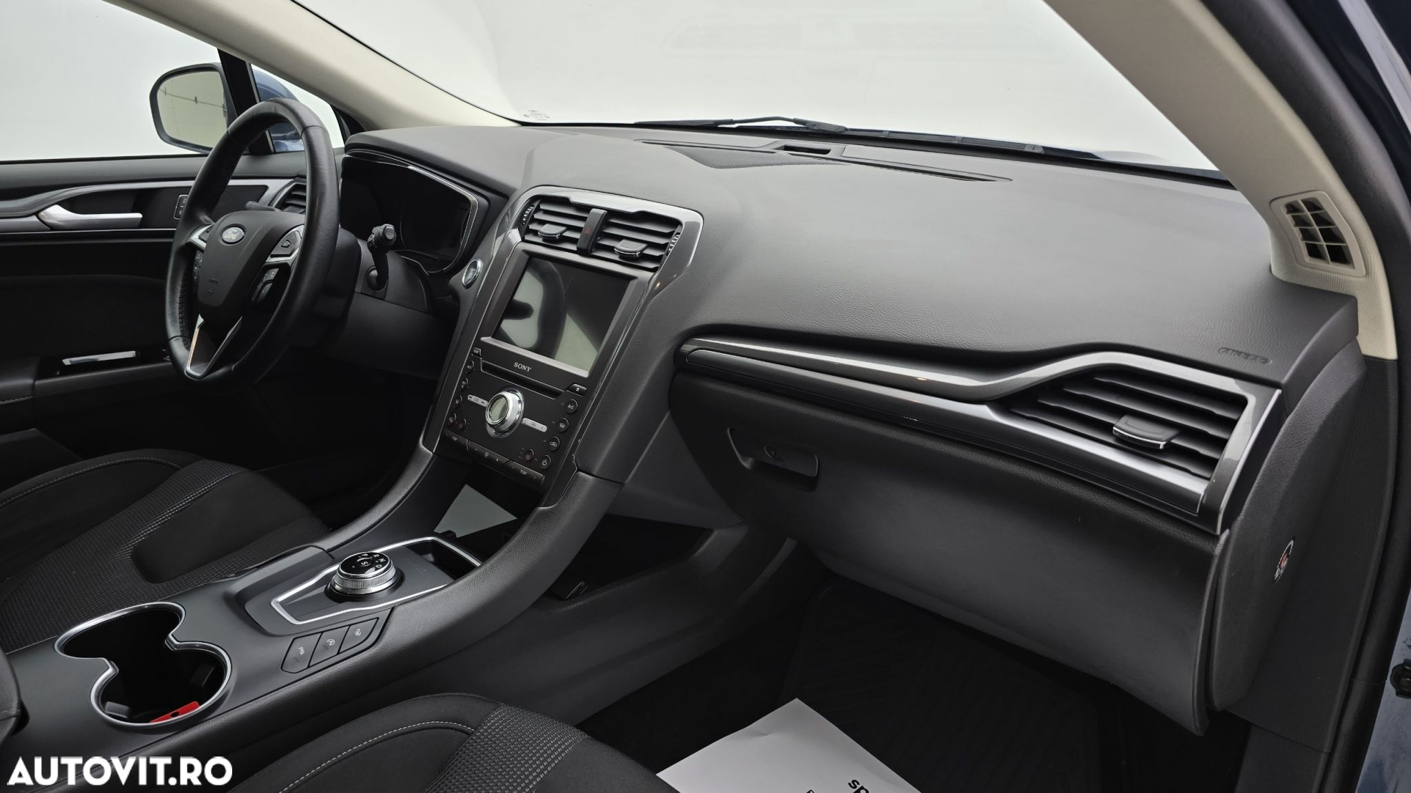 Ford Mondeo - 20