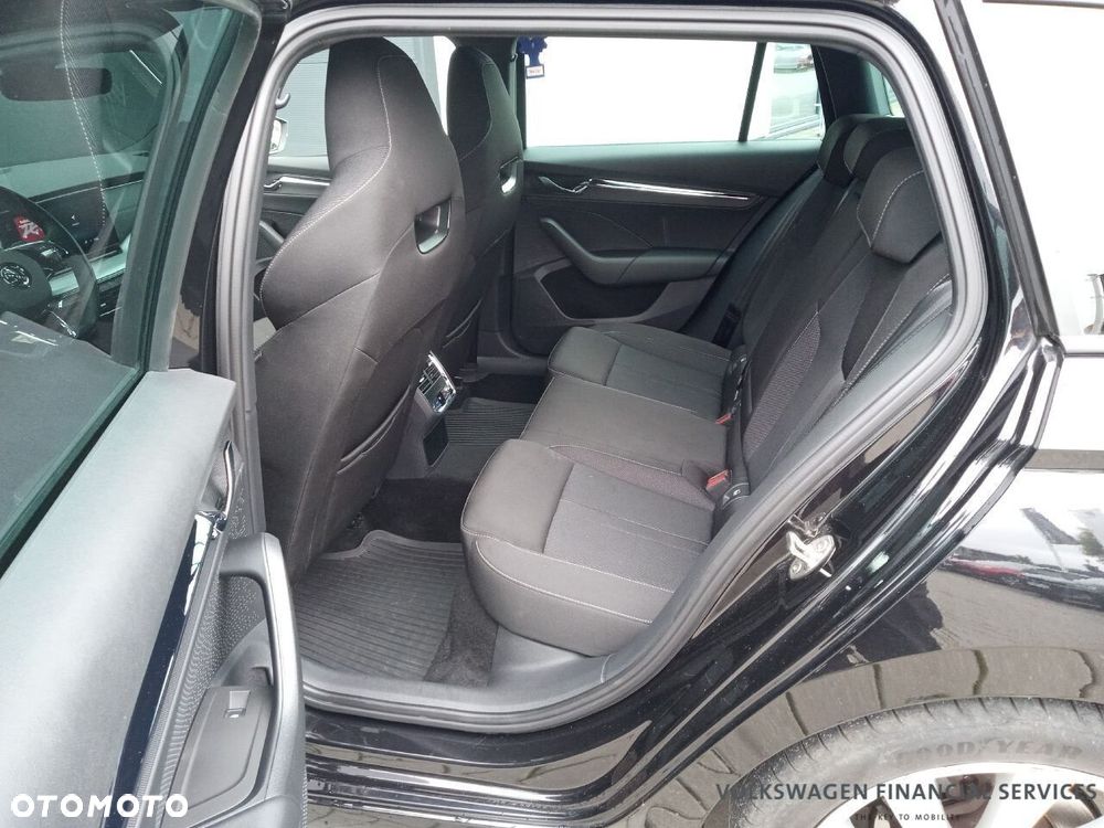 Skoda Octavia - 8