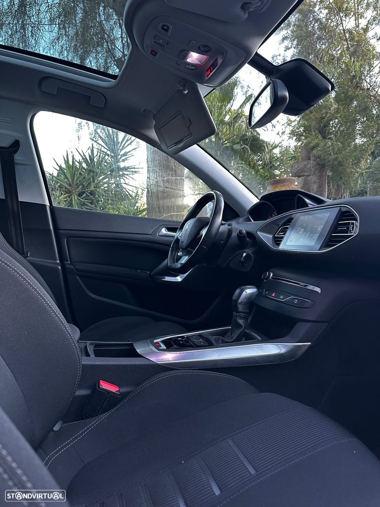 Peugeot 308 BlueHDi FAP 150 EAT6 Stop & Start Allure - 17