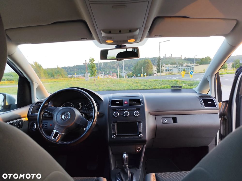 Volkswagen Touran 2.0 TDI DPF Comfortline DSG - 14