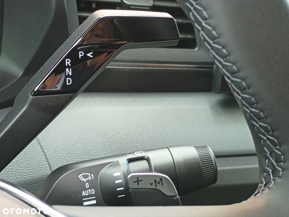 Renault Master skrzyniowy 9-biegowy automat - 2