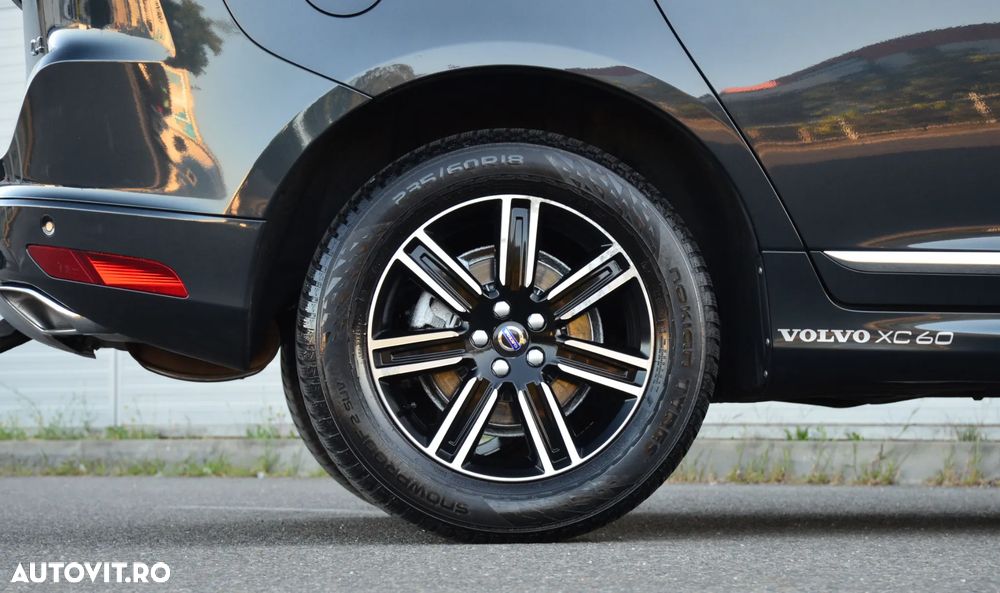 Volvo XC 60 D4 AWD Geartronic Summum - 22