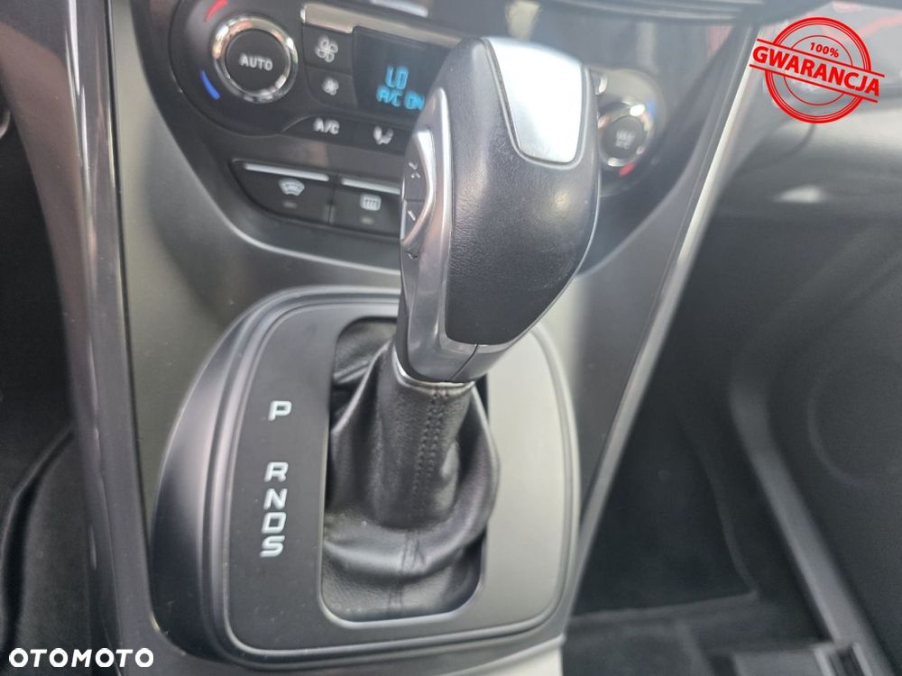 Ford Kuga - 33