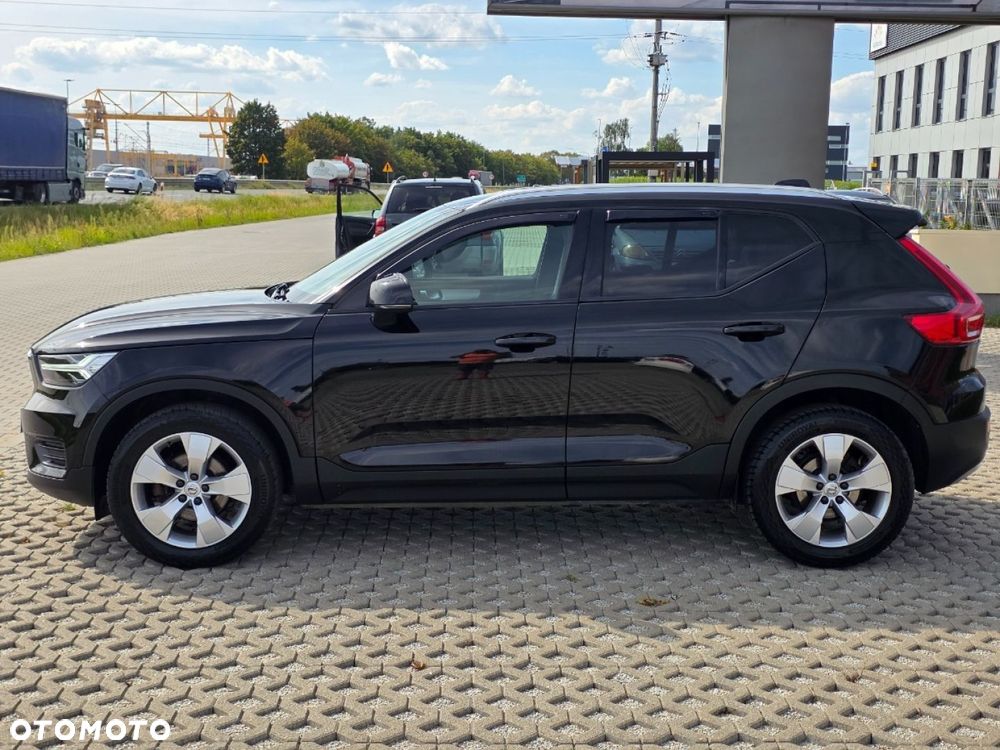 Volvo XC 40 - 32