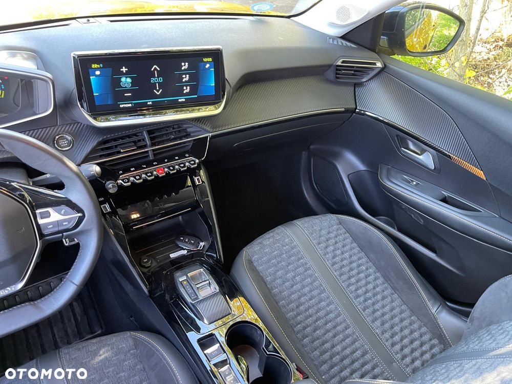 Peugeot 208 Elektromotor 136 Allure - 11