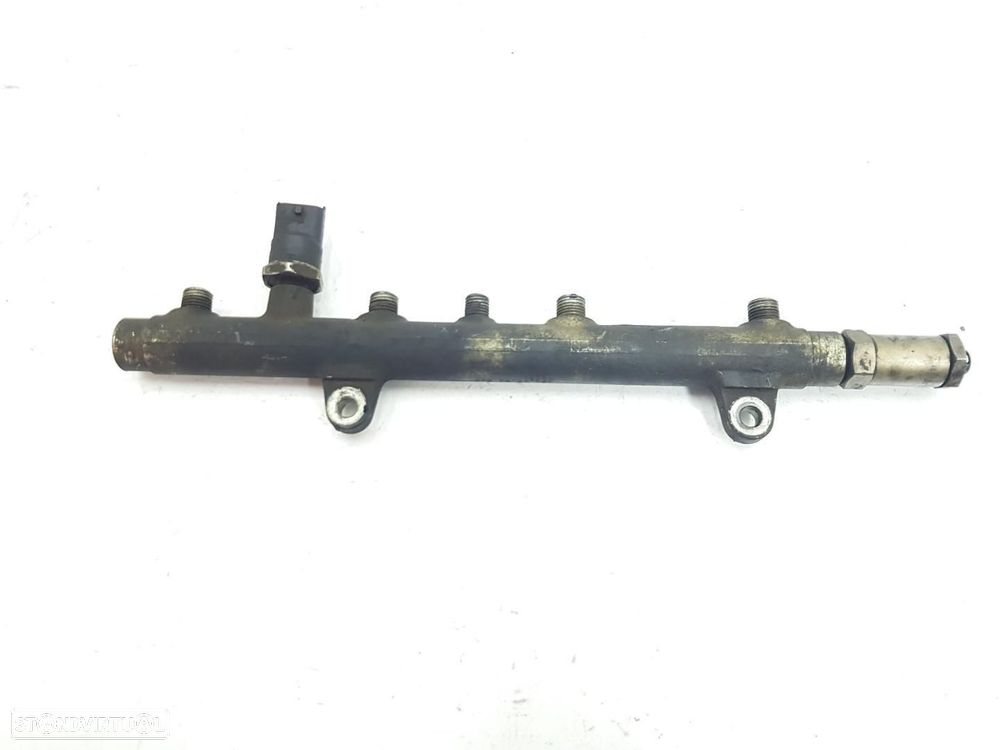 RAMPA INJETORA NISSAN PRIMASTAR X83 - 1