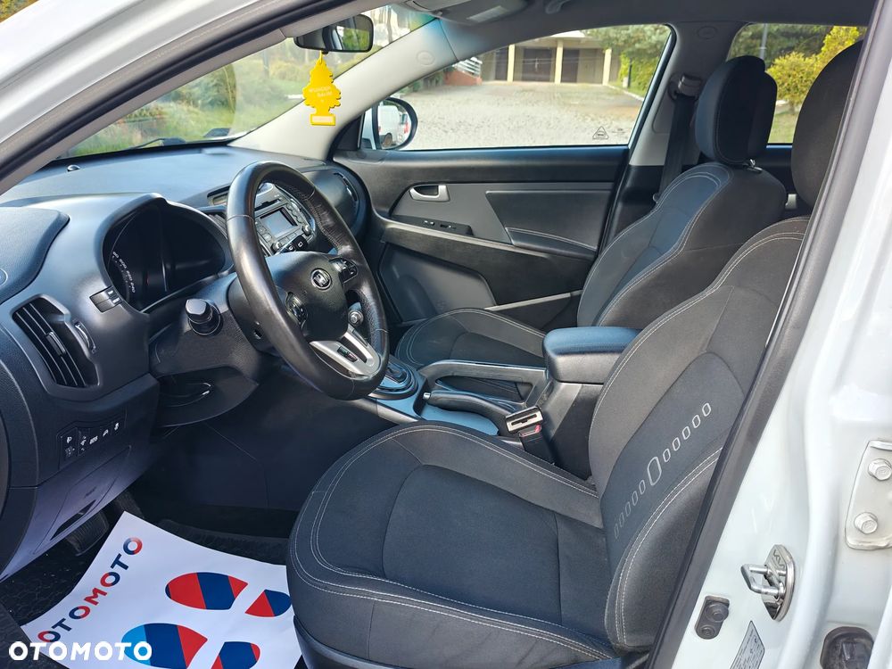 Kia Sportage 2.0 CRDI 4WD Automatik Dream-Team Edition - 7