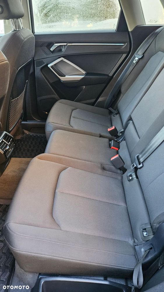 Audi Q3 35 TFSI S tronic - 4