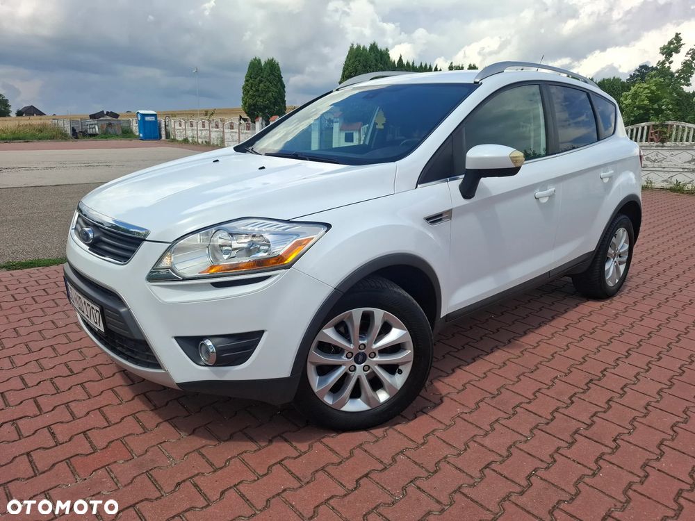 Ford Kuga 2.0 TDCi 2x4 Titanium - 3