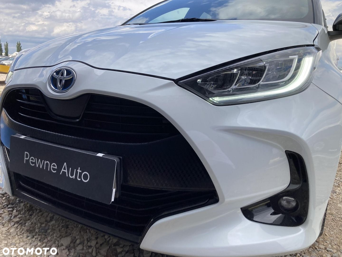 Toyota Yaris Hybrid 1.5 Selection Style - 25