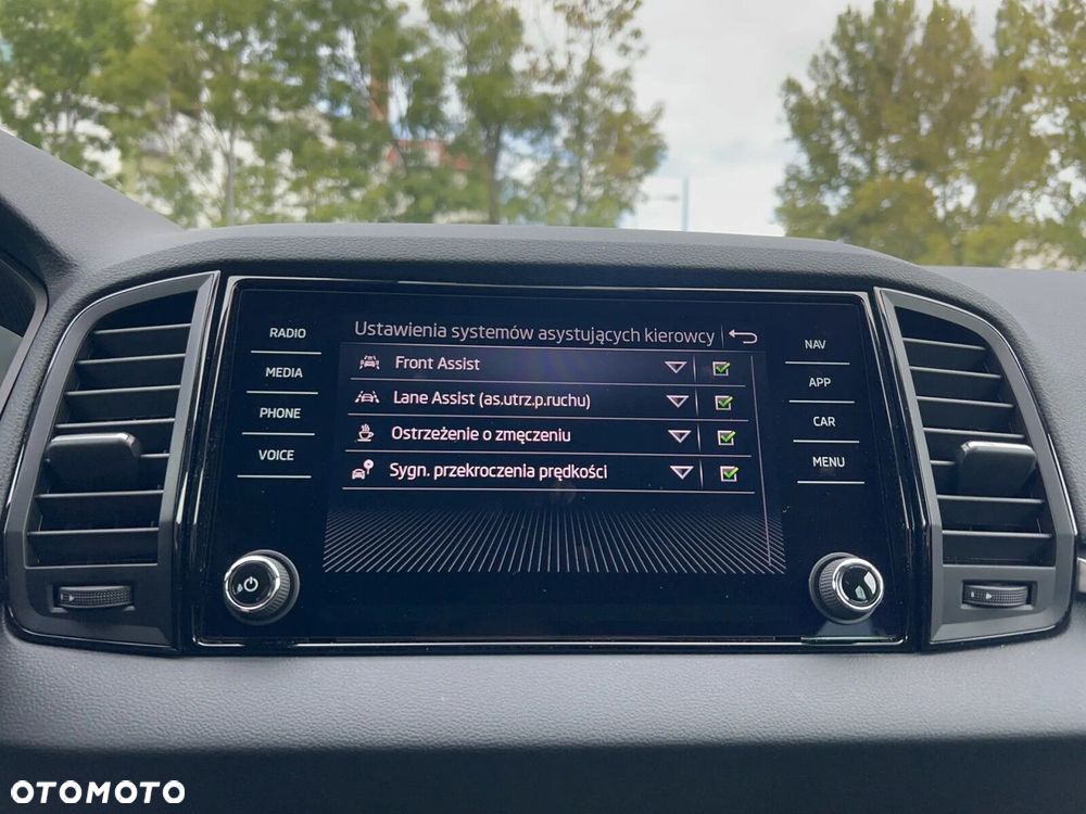 Skoda Karoq 1.5 TSI ACT Selection DSG - 14