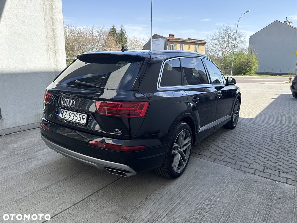 Audi Q7 - 4