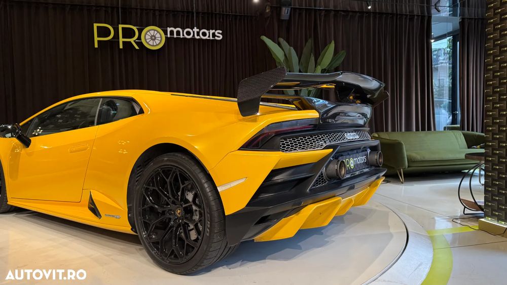 Lamborghini Huracan EVO RWD - 11