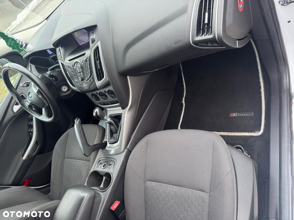 Ford Focus 1.0 EcoBoost Start-Stopp-System Champions Edition - 16