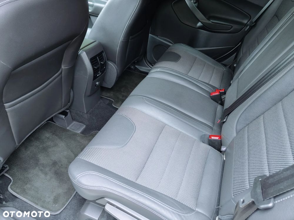 Ford Kuga 1.6 EcoBoost 2x4 Titanium - 20