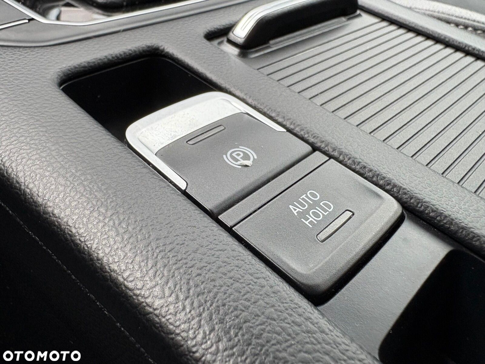 Volkswagen Arteon 2.0 TSI R-Line DSG - 28