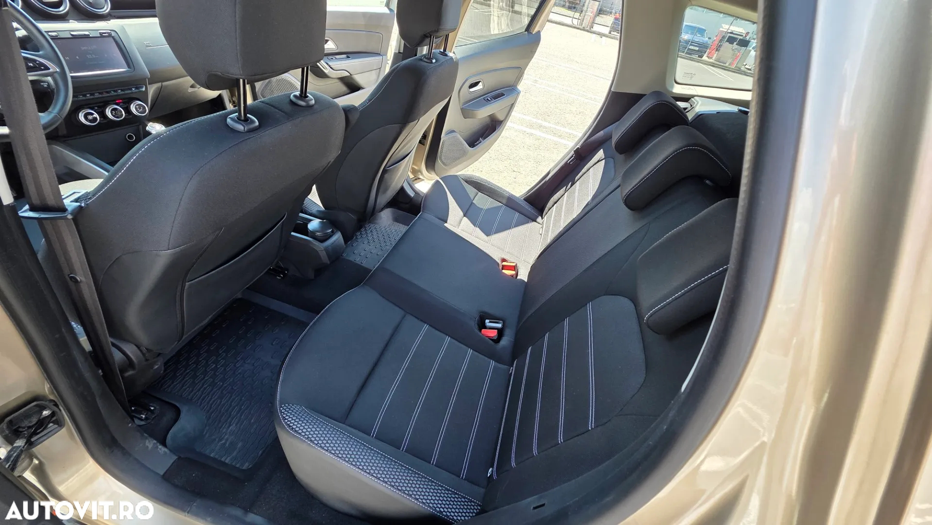 Dacia Duster 1.5 dCi 4WD Prestige jante 16" - 6
