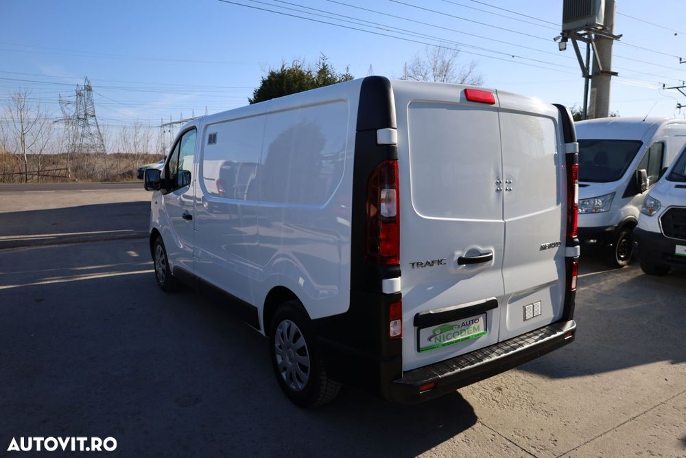 Renault Trafic - 5