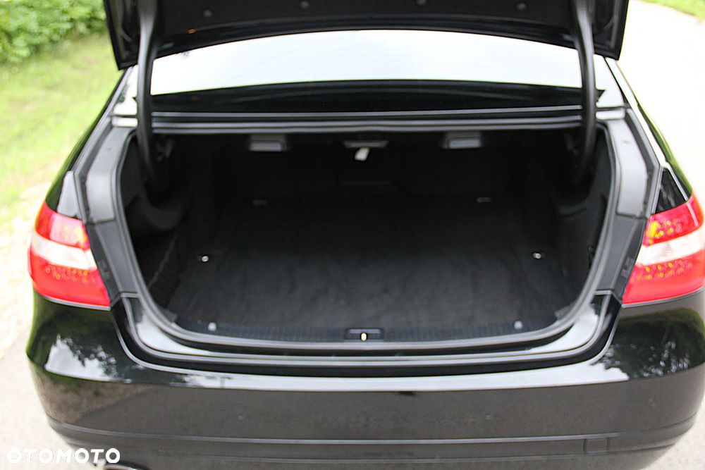 Mercedes-Benz Klasa E 200 Kompressor Elegance - 36