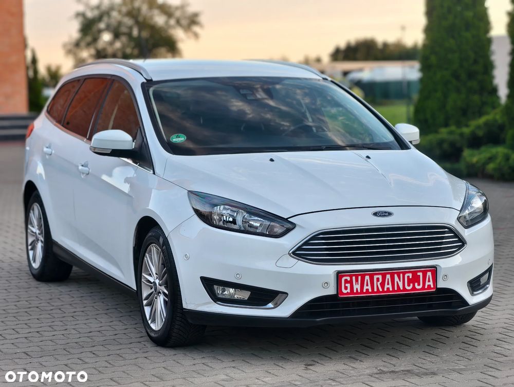 Ford Focus 1.5 EcoBlue Start-Stopp-System TITANIUM DESIGN - 3