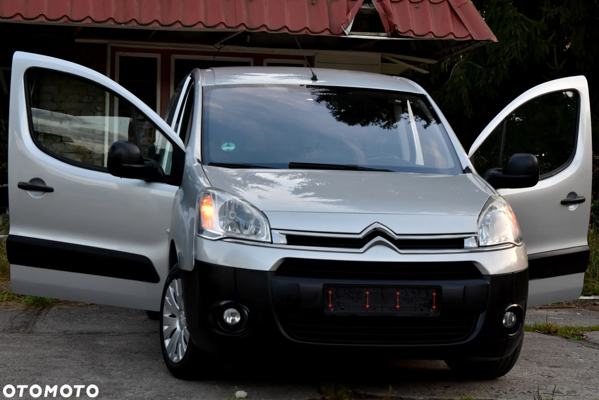 Citroën BERLINGO - 11