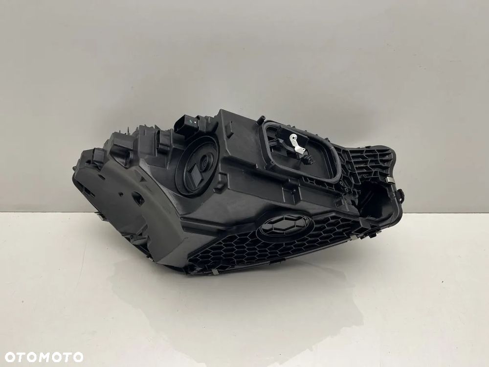 LAMPA LEWA MERCEDES CLE C236 W236 LED HIGH PERFORMANCE A2369062701 - 7