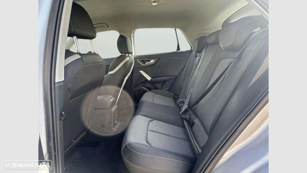 Audi Q2 30 TFSI Advanced - 13