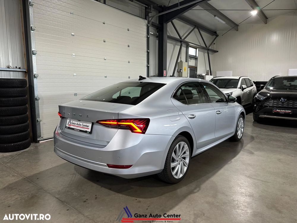 Skoda Octavia 2.0 TDI DSG Style - 4