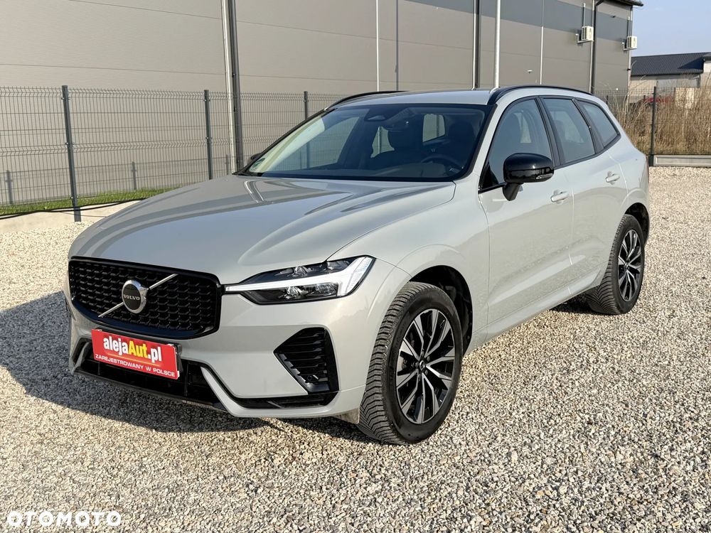 Volvo XC 60 B4 B Plus Dark - 3