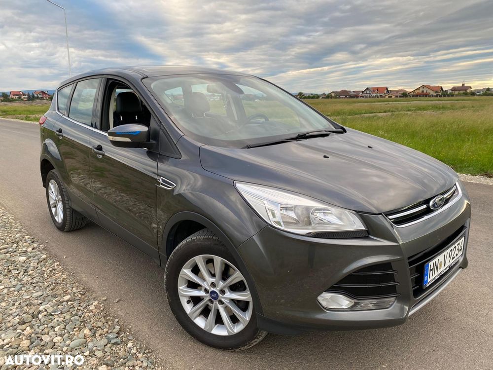 Ford Kuga - 1